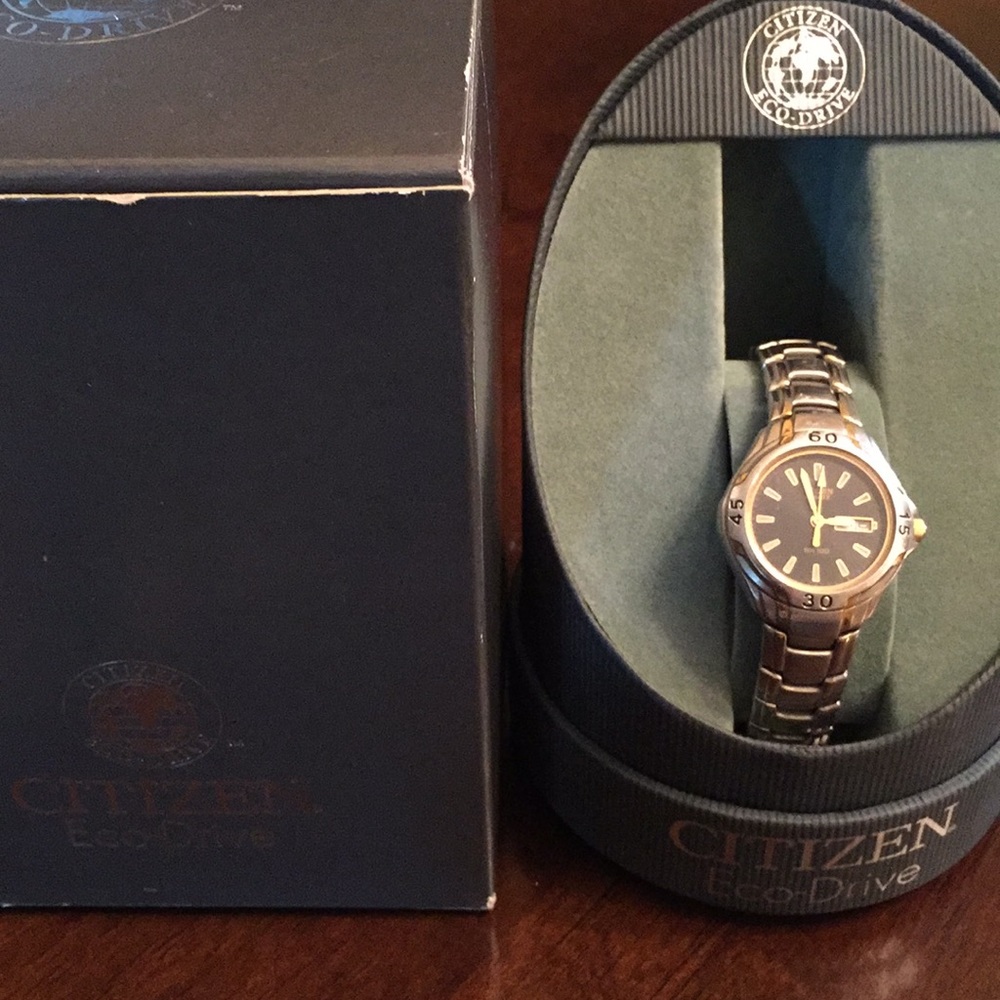 WOMENS Citizen watch
